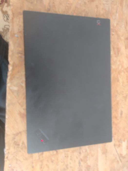 Lenovo ThinkPad X1 Carbon