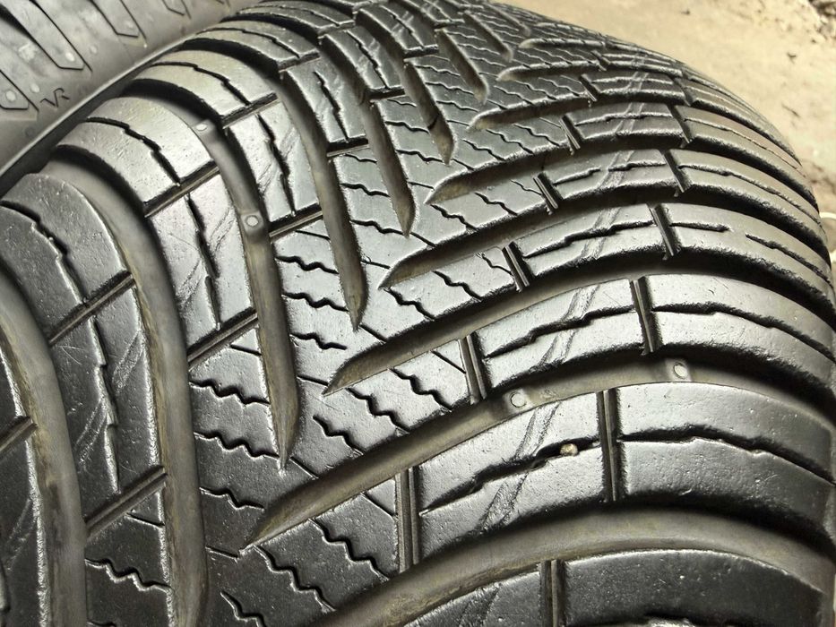 Anvelope All Season 205/60 R15 - stoc depozit