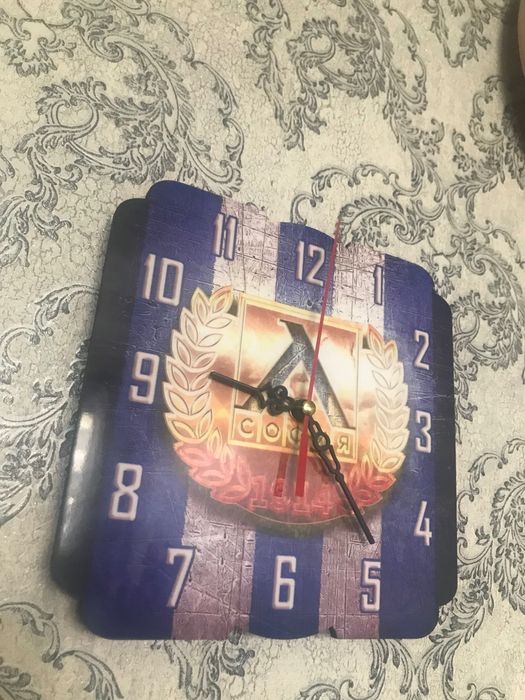 Стенен часовник ЛЕВСКИ СОФИЯ