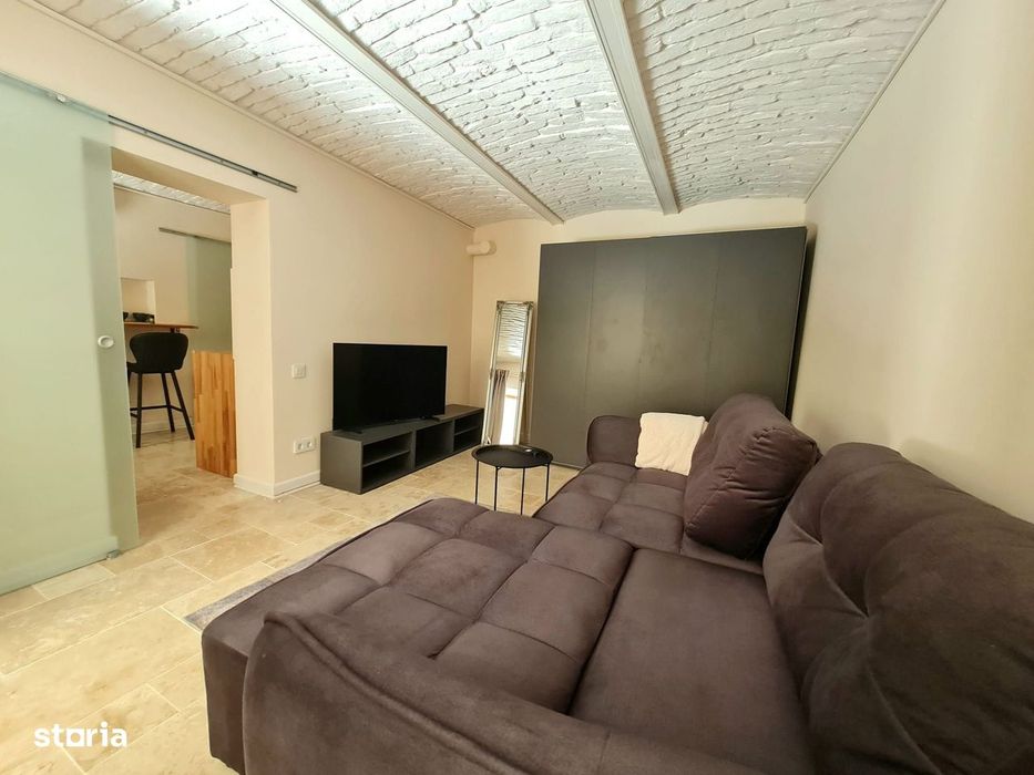 Apartament 1 camera Centru renovat mobilat utilat