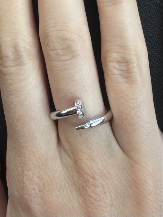 Златен пръстен - Cartier пирон - бяло злато 14 карата