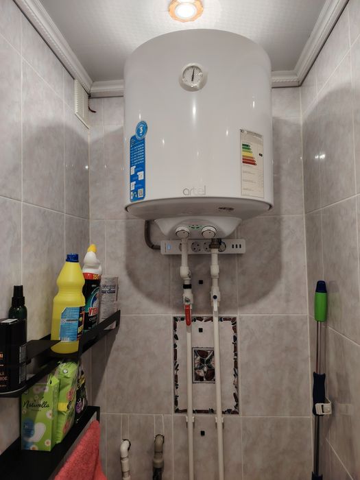 Продам бойлер на 50 л