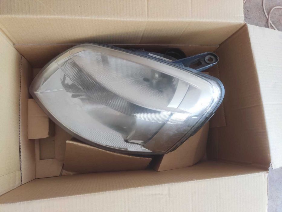 Оригинални Фарове Пежо Партнер 2010г., 1,6 HDI, употребявани