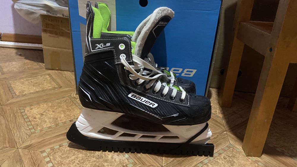 Продам коньки бауэр ХЛС 43,5 размер