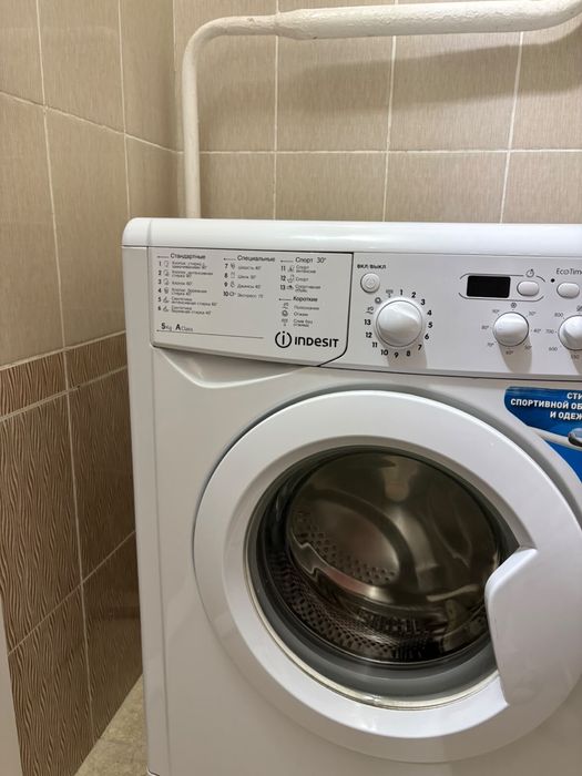 Стиральная машинка Indesit