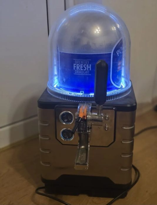 Vand Dozator de bere Blade