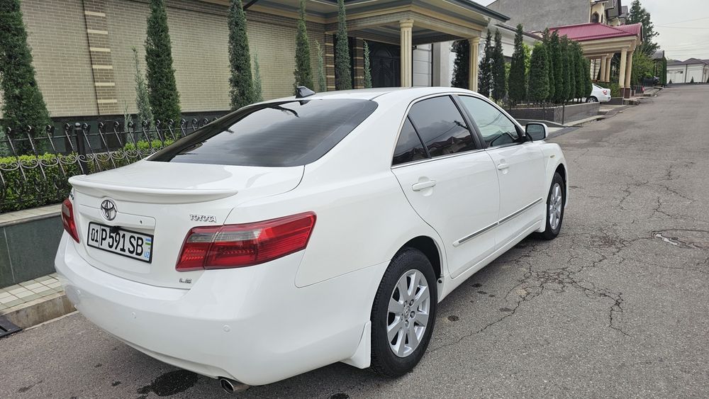 Sotiladi Toyota camry 2008  probeg  305000