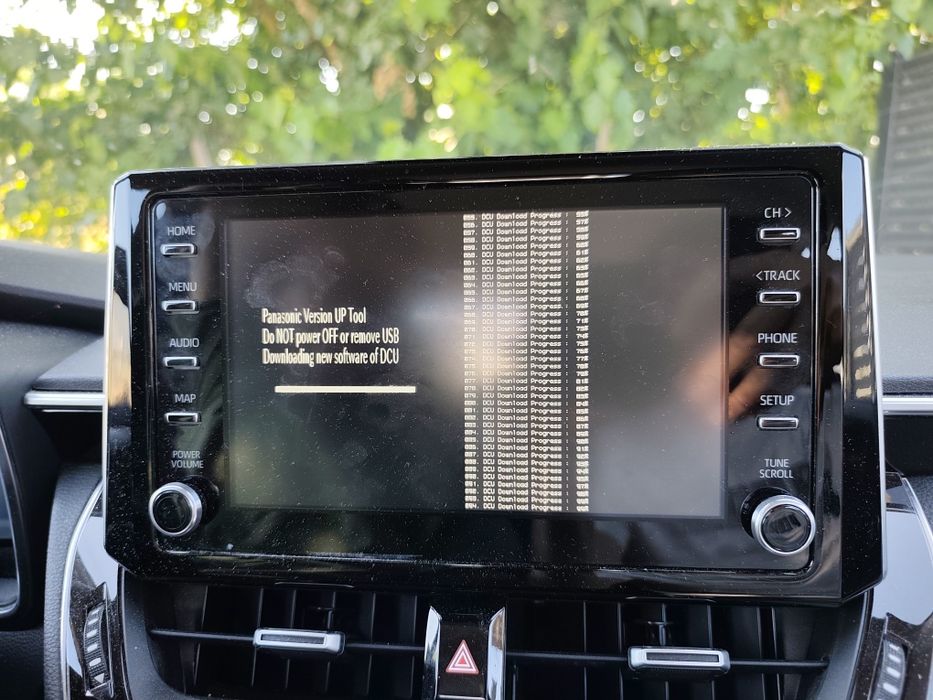 Actualizare hărți GPS Activare Android CarPlay TOYOTA LEXUS Jaguar Land Rover VOLVO etc