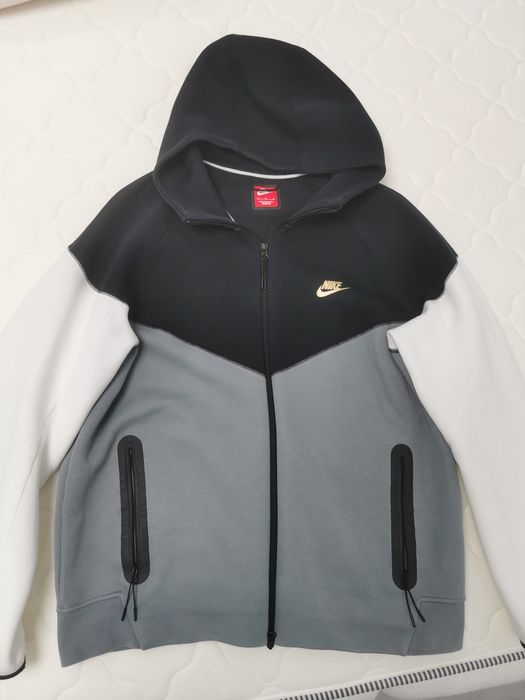 Nike tech fleece XL L