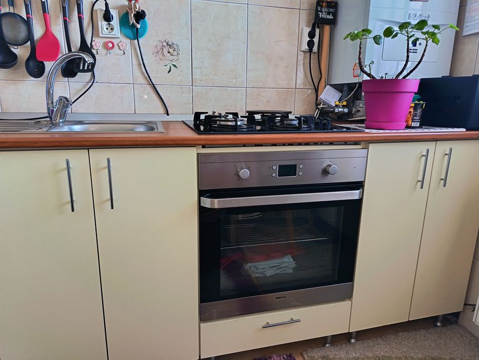 Mobila de bucătărie în stare  bună!!!