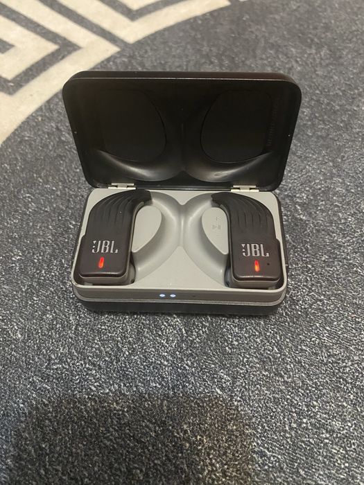 Căști JBL Endurance peak-stare foarte bună