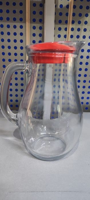 Графин стеклянный с крышкой