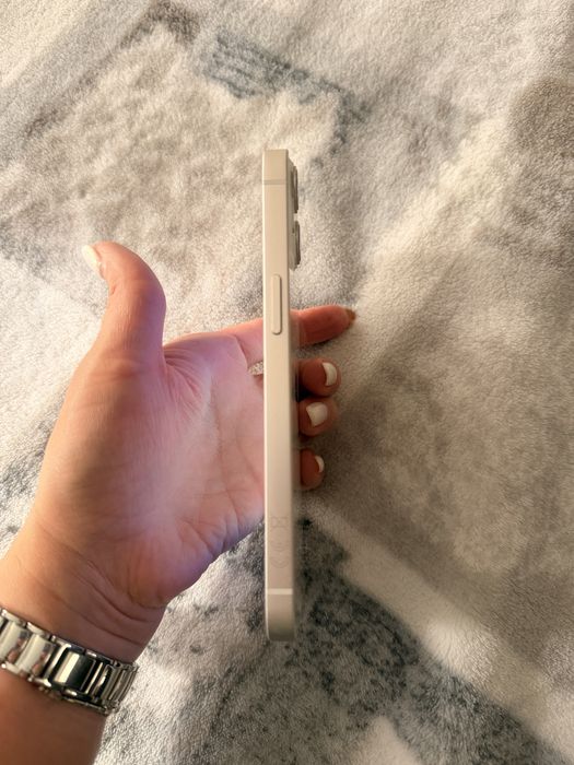 iPhone 13 бял 128 GB