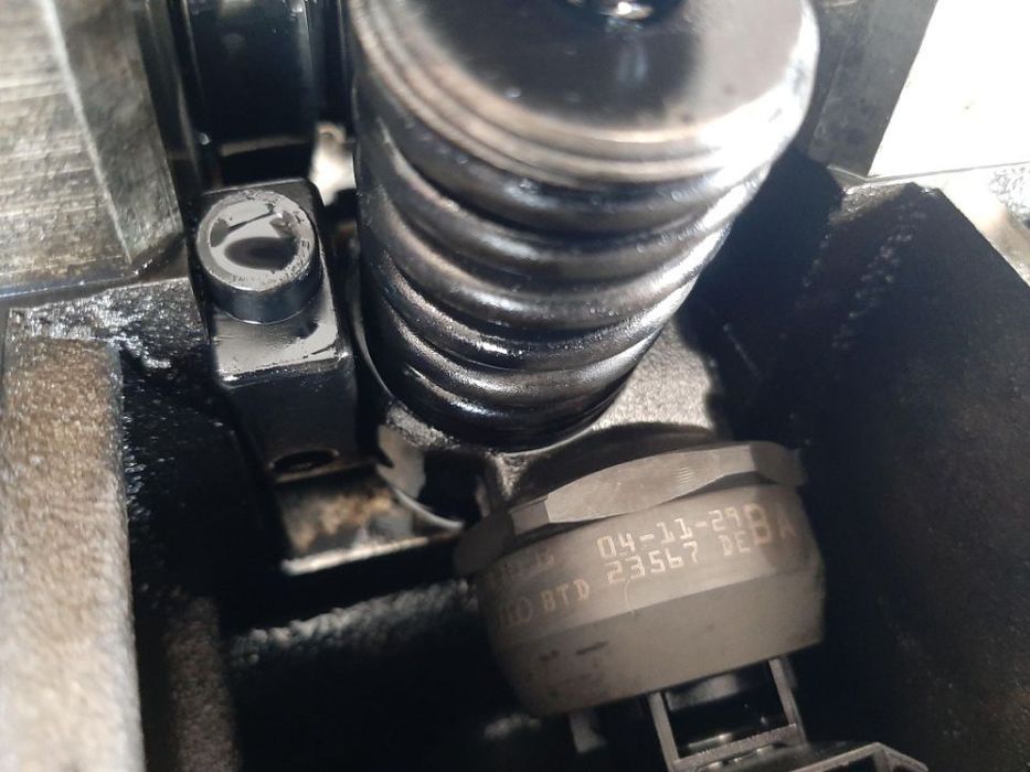 Injector 038130073ag 1.9 tdi bkc bls bxe audi a3 8p seat ibiza 6l altea 5p leon 1p toledo 5p