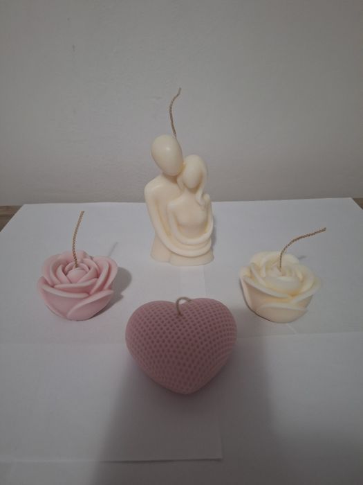 Lumânări colorate și parfumate !