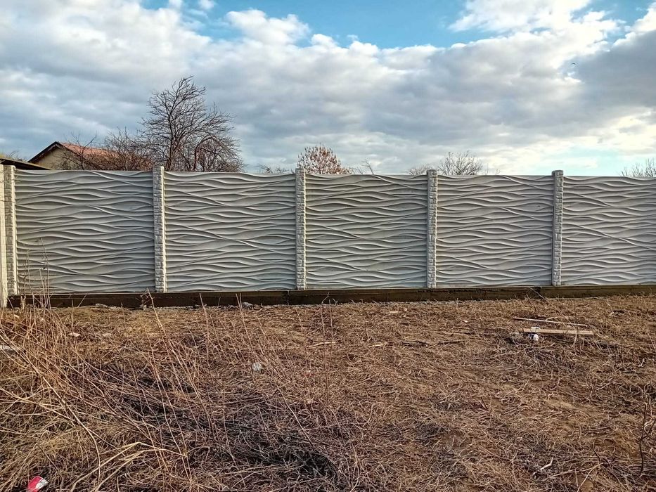 Planuri de gard din beton diverse modele.