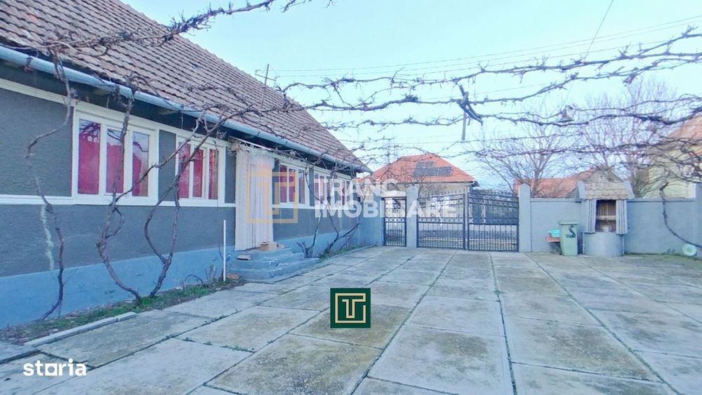 Casă cu 5 camere și teren de 1508 mp în Cermei, jud. Arad