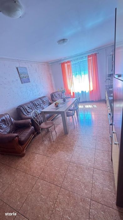 Apartament scara interioara