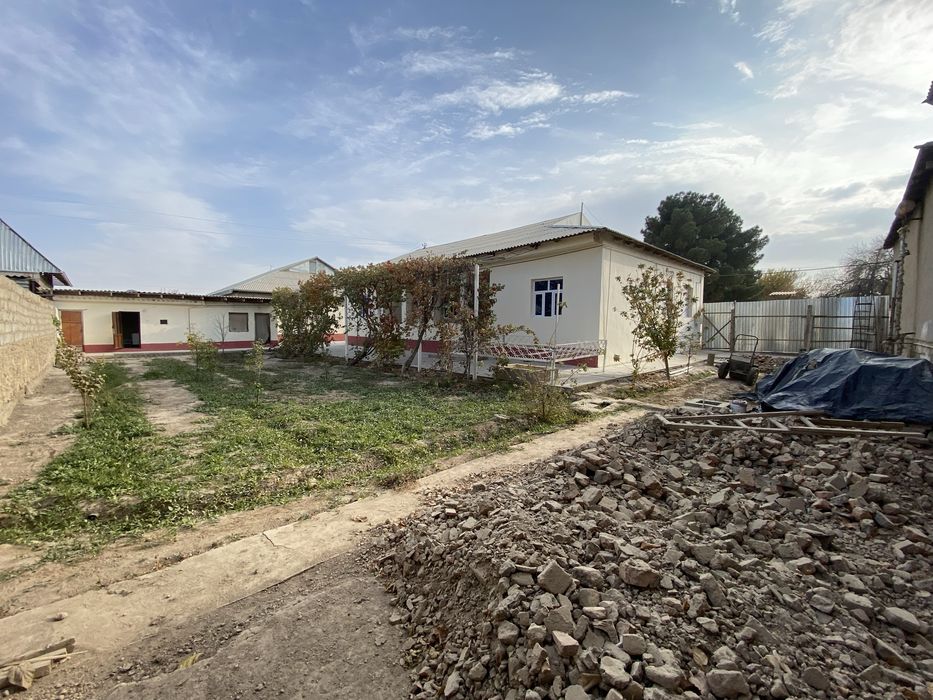 Hovli uy sotiladi термез шахар