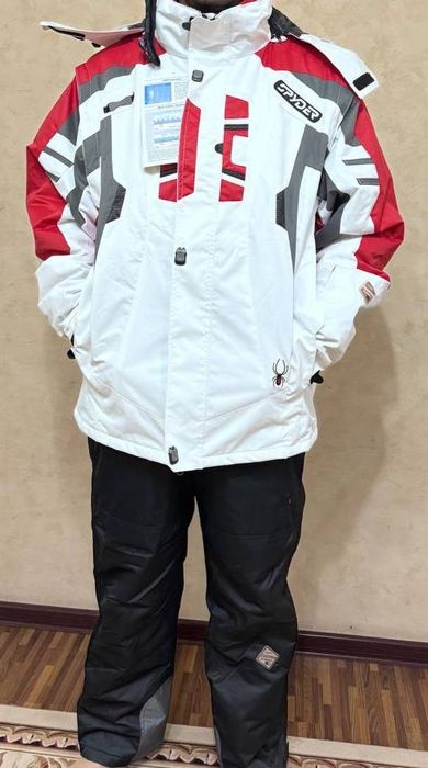 Комплект для горнолыжного спорта