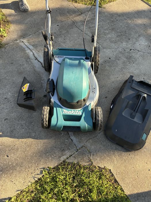 Електрическа косачка Makita ELM4621