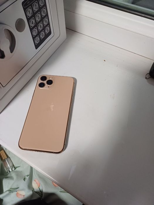 iPhone 11 pro 256gb GOLD