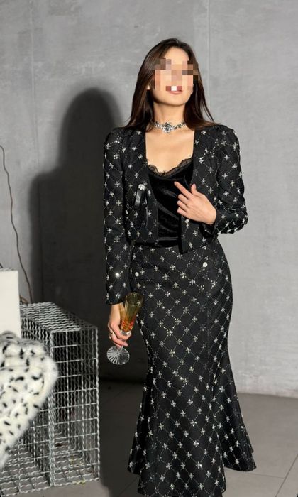 Двойка юбка и костьюм