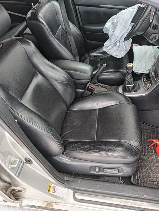 Toyota Avensis pt dezmembrat