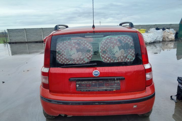 Dezmembrez Fiat Panda 2