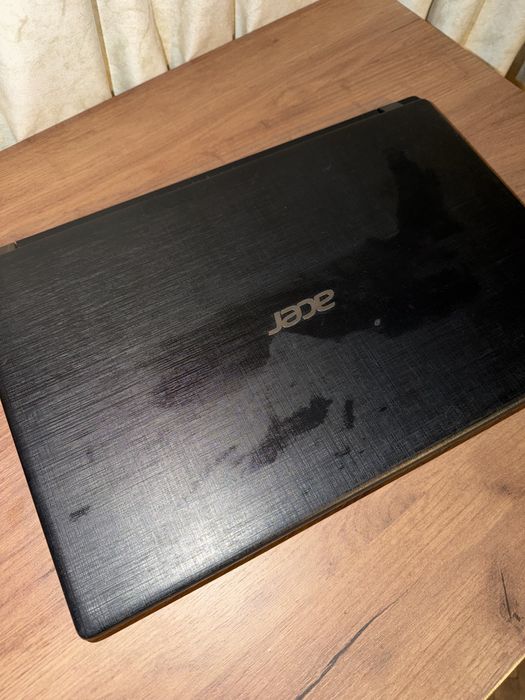 Vand laptop Acer