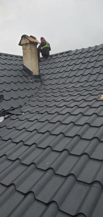 Executam acoperisuri