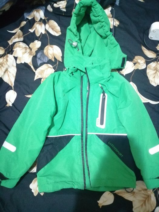 Куртка на мальчика 2-4 года