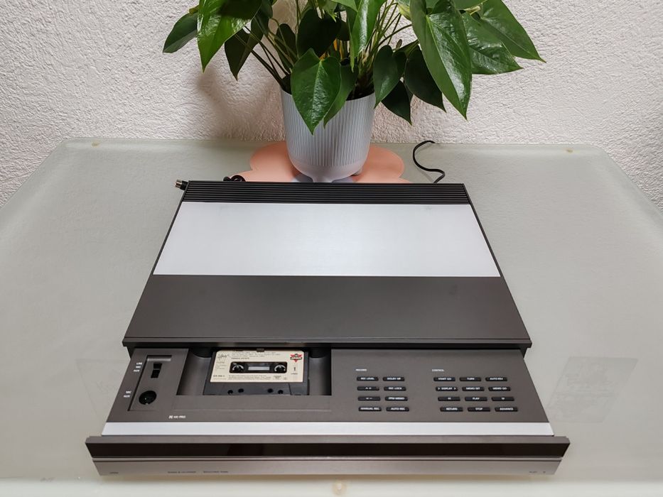 Deck Hi-Fi Bang&Olufsen pentru colecție