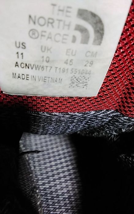 Современные  мужские  ботинки  , Вьетнам.