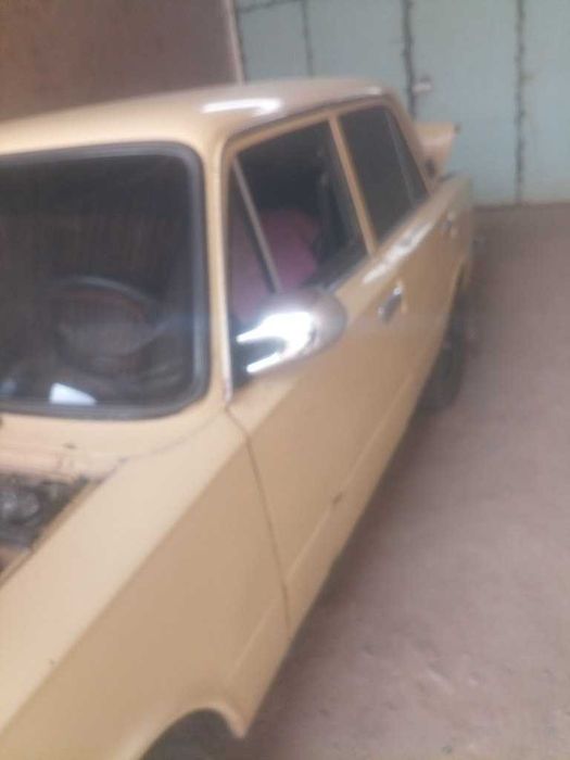 2101 vaz lada sotiladi 1978 yil gazda ruhsati bor