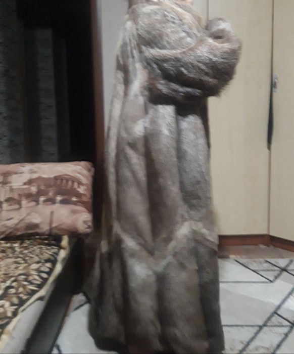 Шуба  нутрия в хорошем состояние