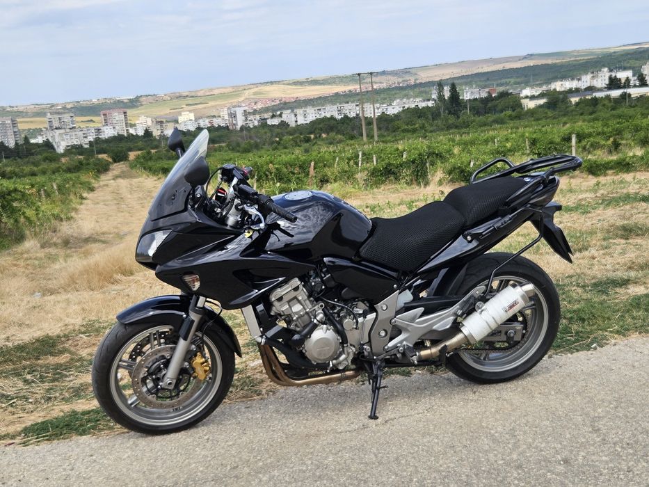 Мотоциклет Honda CBF 1000