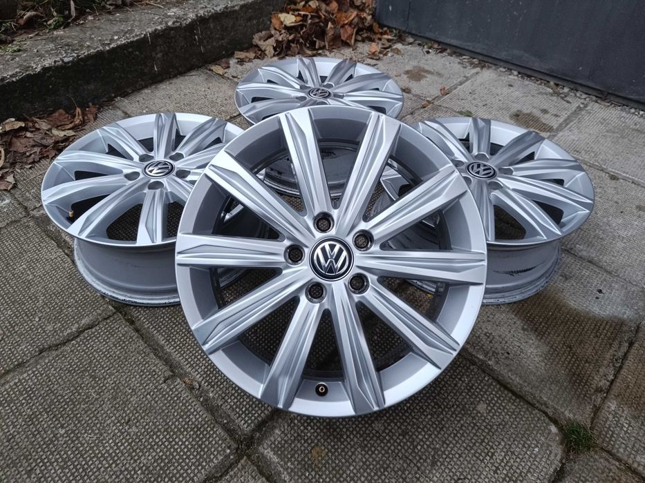 ОРИГИНАЛНИ джанти 17' цола 5x112 ФОЛКСВАГЕН / VW Touran GOLF 57,1 ET52