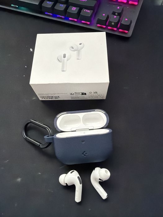 AirPods Pro 3 - originale - factura Altex 11.2025 - utilizare putin - husa Spigen