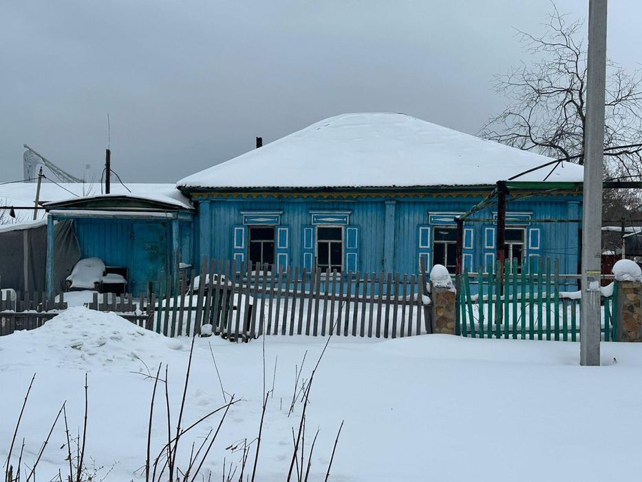 Коммерческий земельный участок с домиком