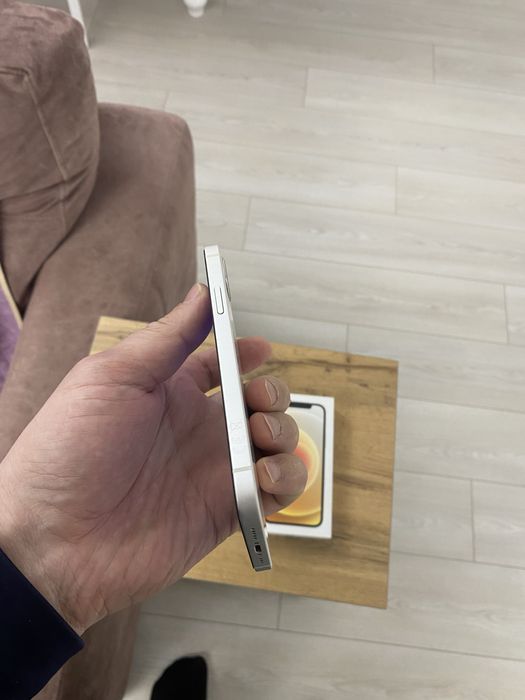 Продается Iphone 12 128Gb Без ремонта