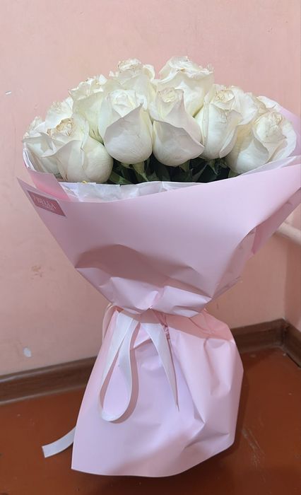 25 штук белый роза
