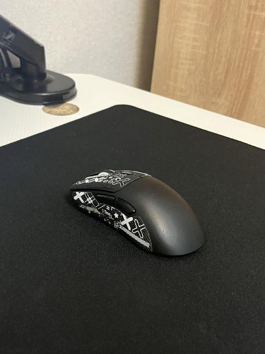 Продам мышку Attack Shark r1 черную