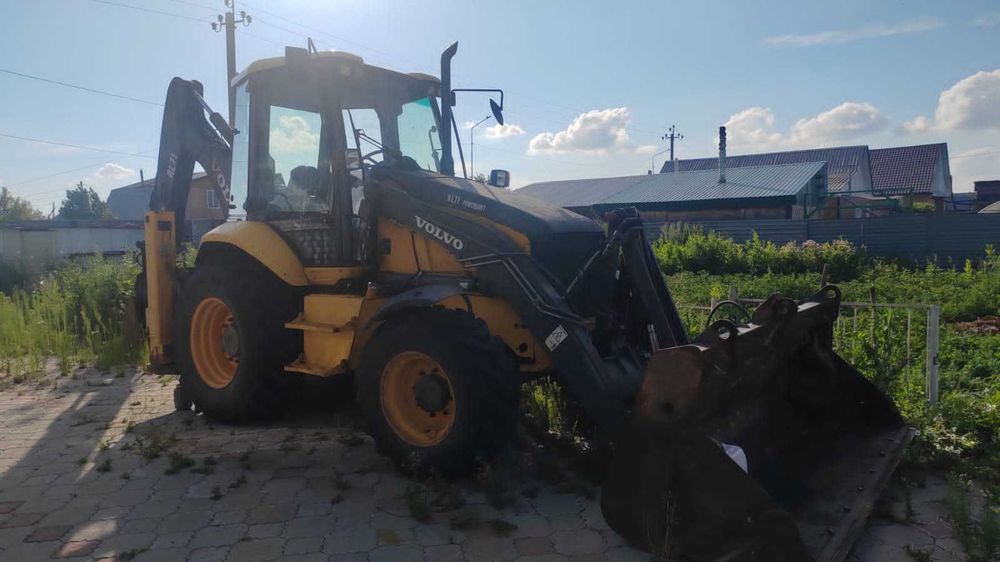 Услуги Эксковатора погрузчика 3в1.