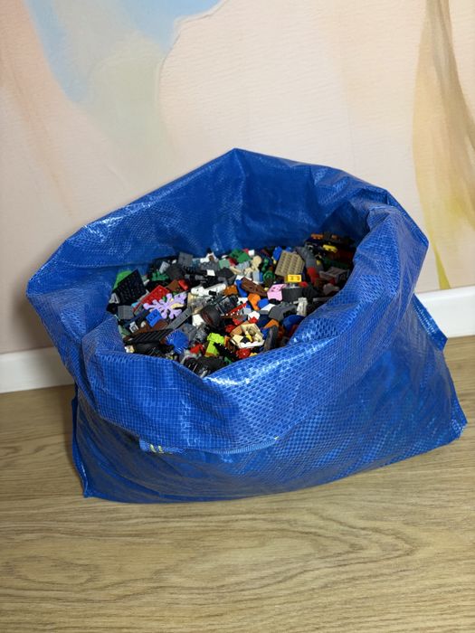 Lego 80 lei/kg - disponibil 2 kg in Dr Taberei