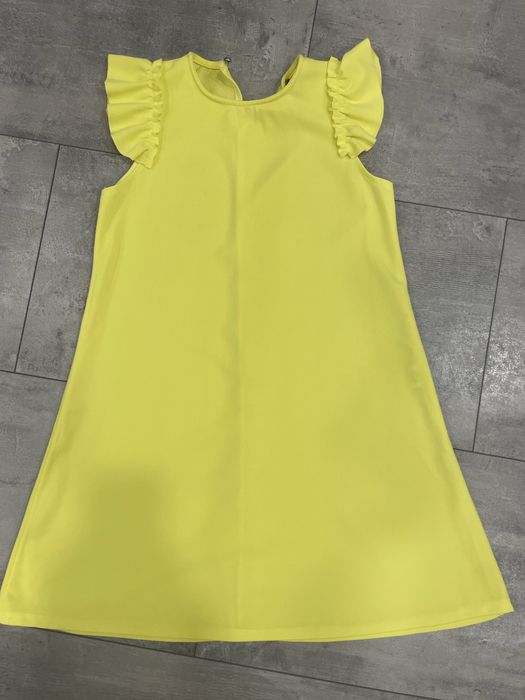 Дамски рокли различни видове XS