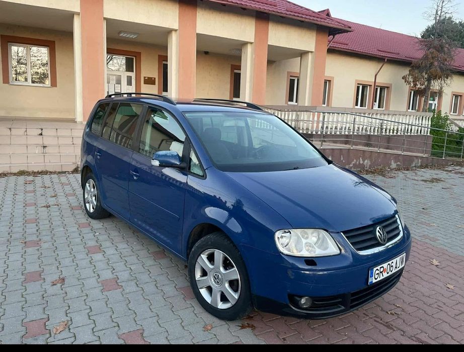 Vand VW Touran 1.9 diesel 2005 7 locuri fiscal pe loc