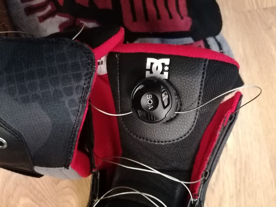 Сноуборд обувки  DC Shoes 36 размер Боа закопчаване