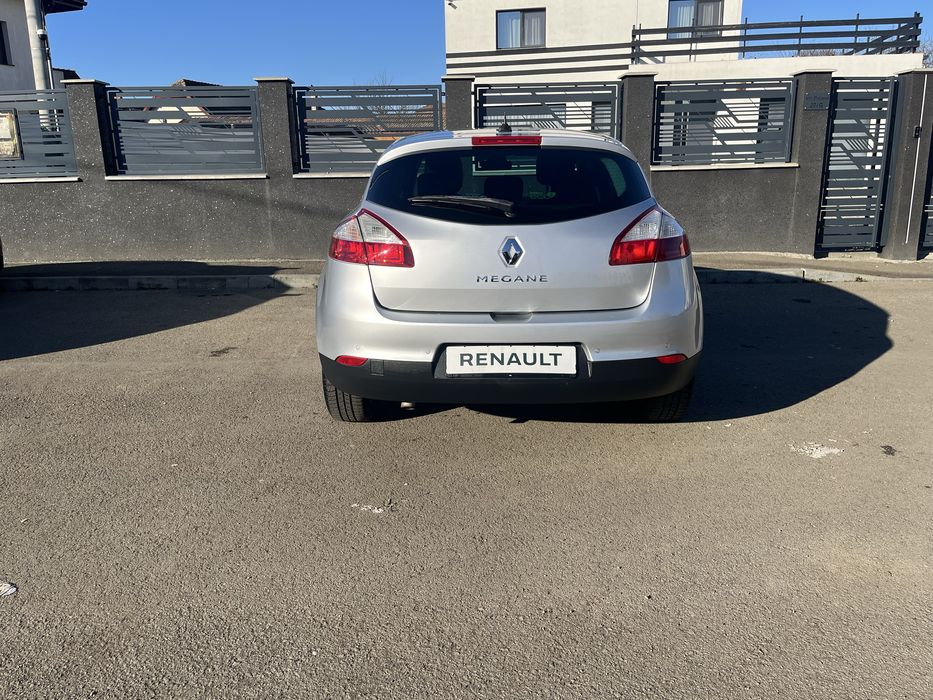 Model Limited 1,5 diesel 110 cp