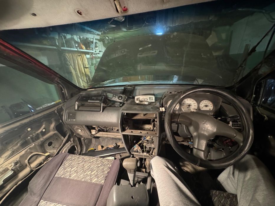 Продам Mitsubishi RVR